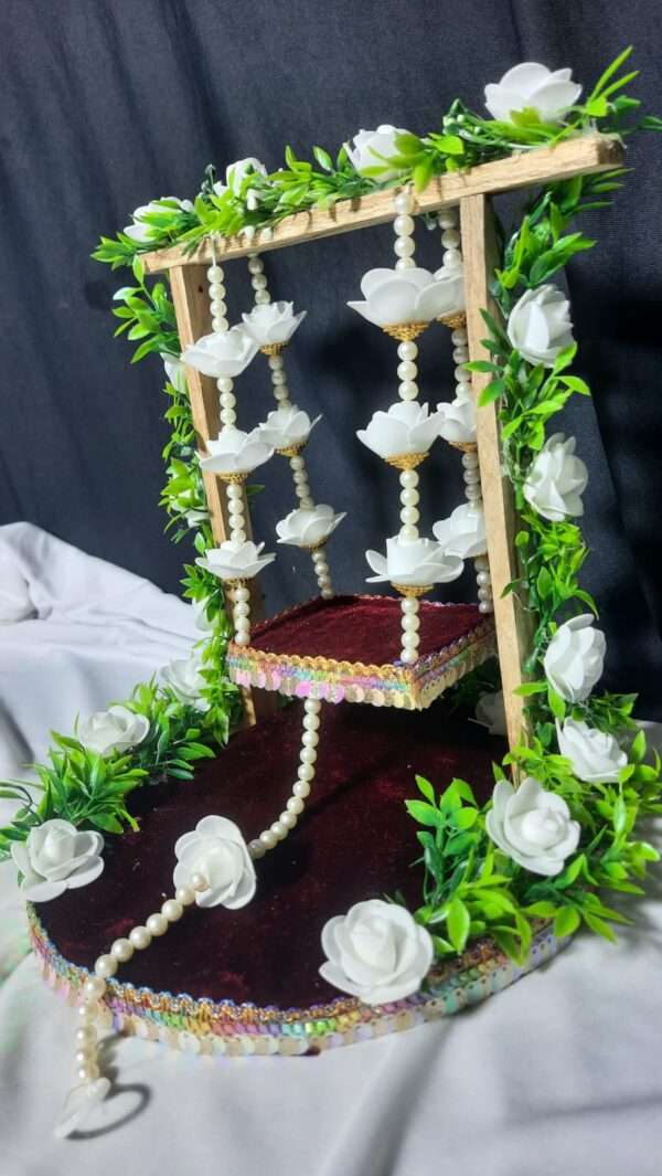 White Blossom Double-Tier Kanha Jhoola - Image 4