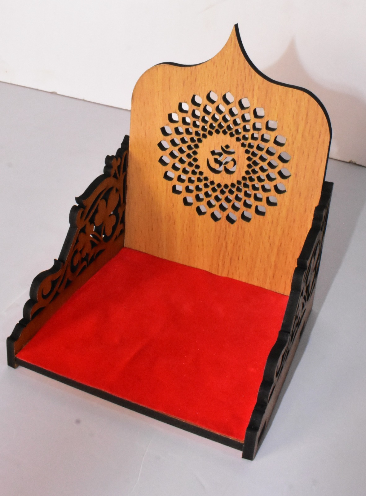 Premium Wooden Om Singhasan for Laddu Gopal | Divine Pooja Chowki & Temple Seat